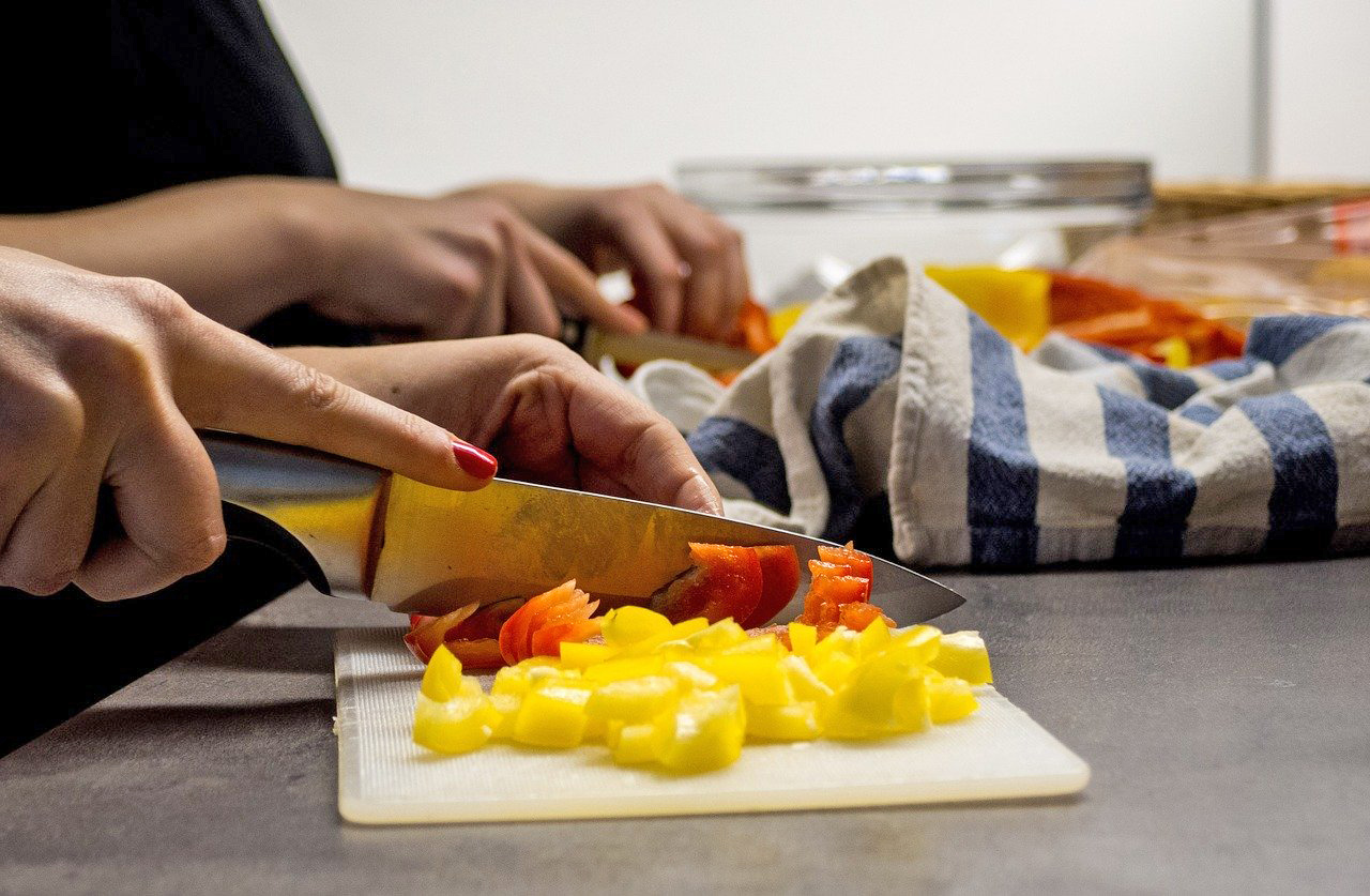 Cleaning Pots and Pans with Arthritis: How to Make It Less Painful